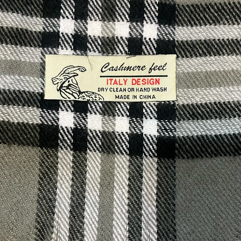 Men’s plaid grey scarf Cashmere Feel Italy Design